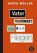 Vater telefoniert mit den Fliegen